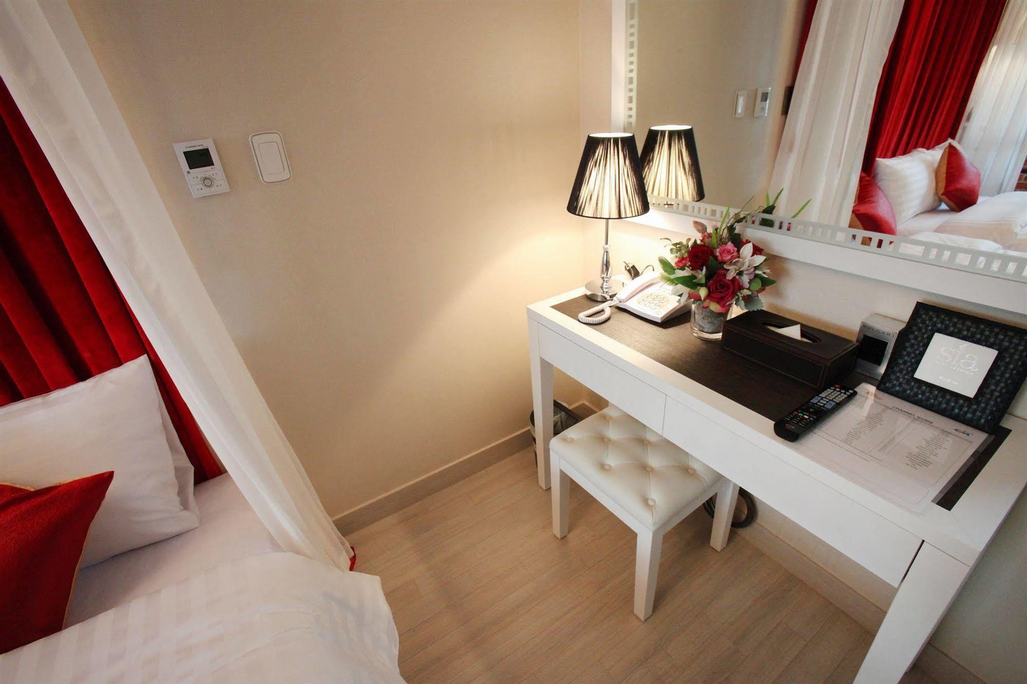 Coop City Hotel Oryu Station Seoul Exterior photo