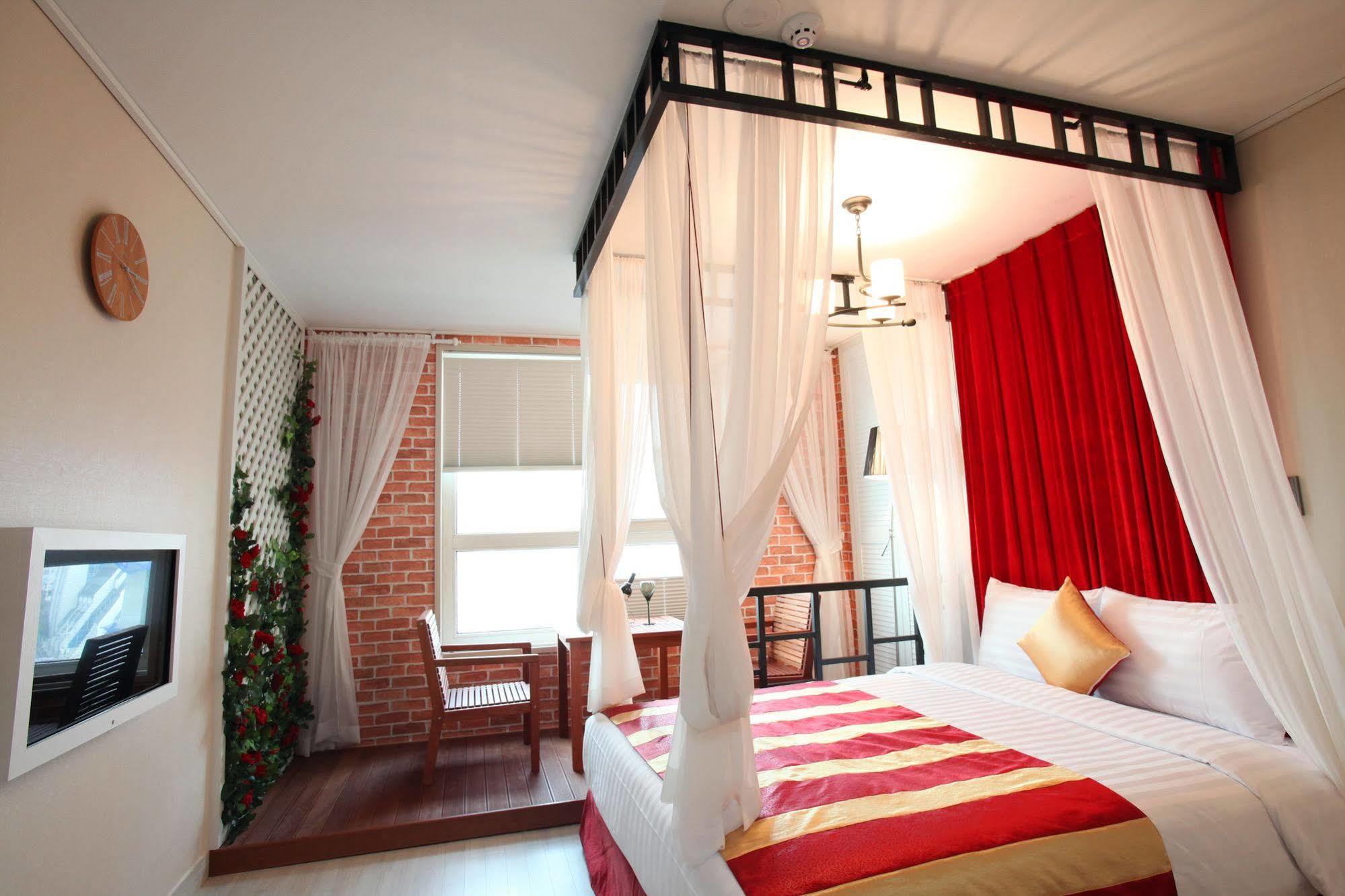 Coop City Hotel Oryu Station Seoul Exterior photo